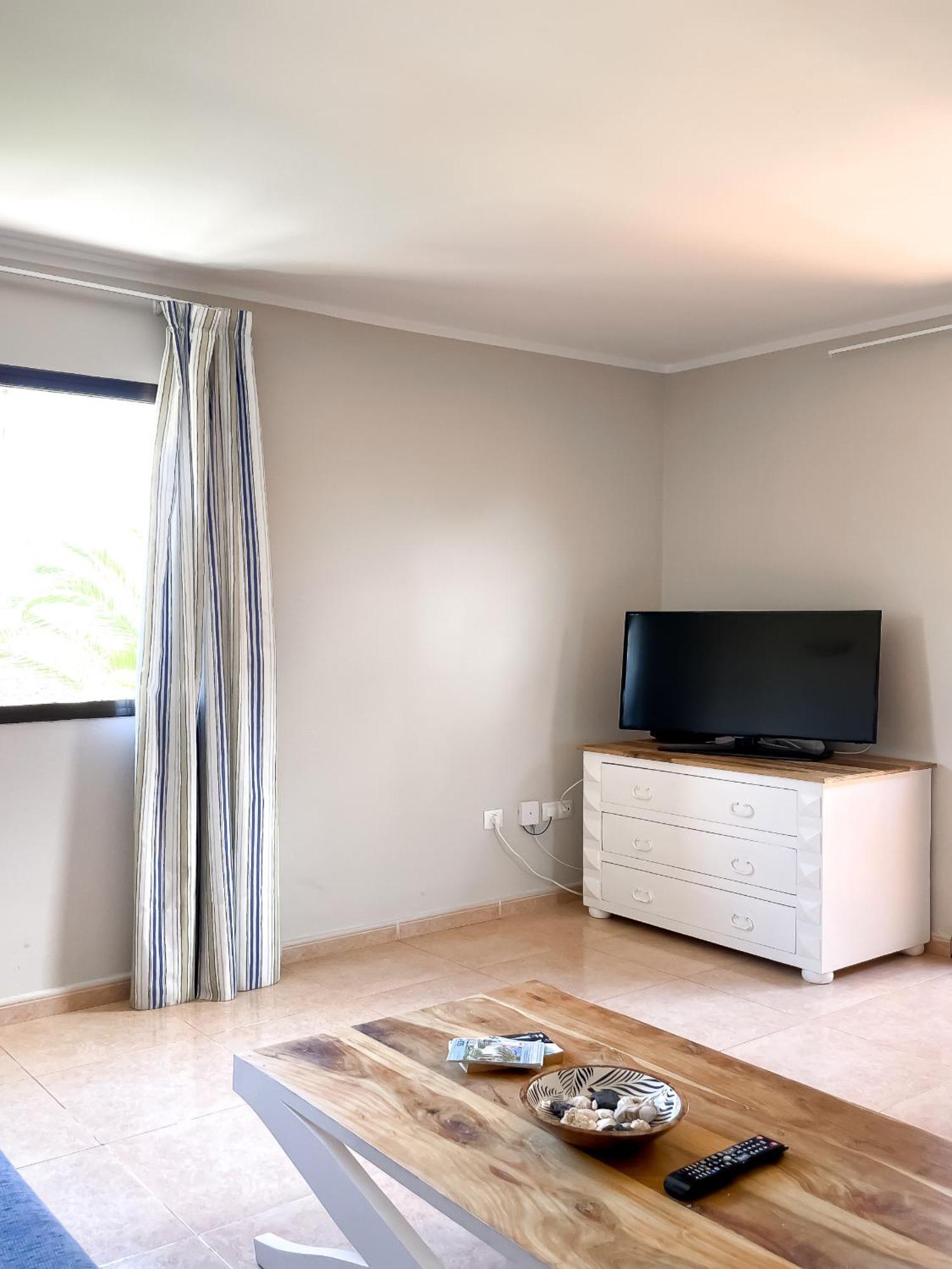 Апартаменти B-Rent Casa Angela Pool View Корралехо Екстер'єр фото