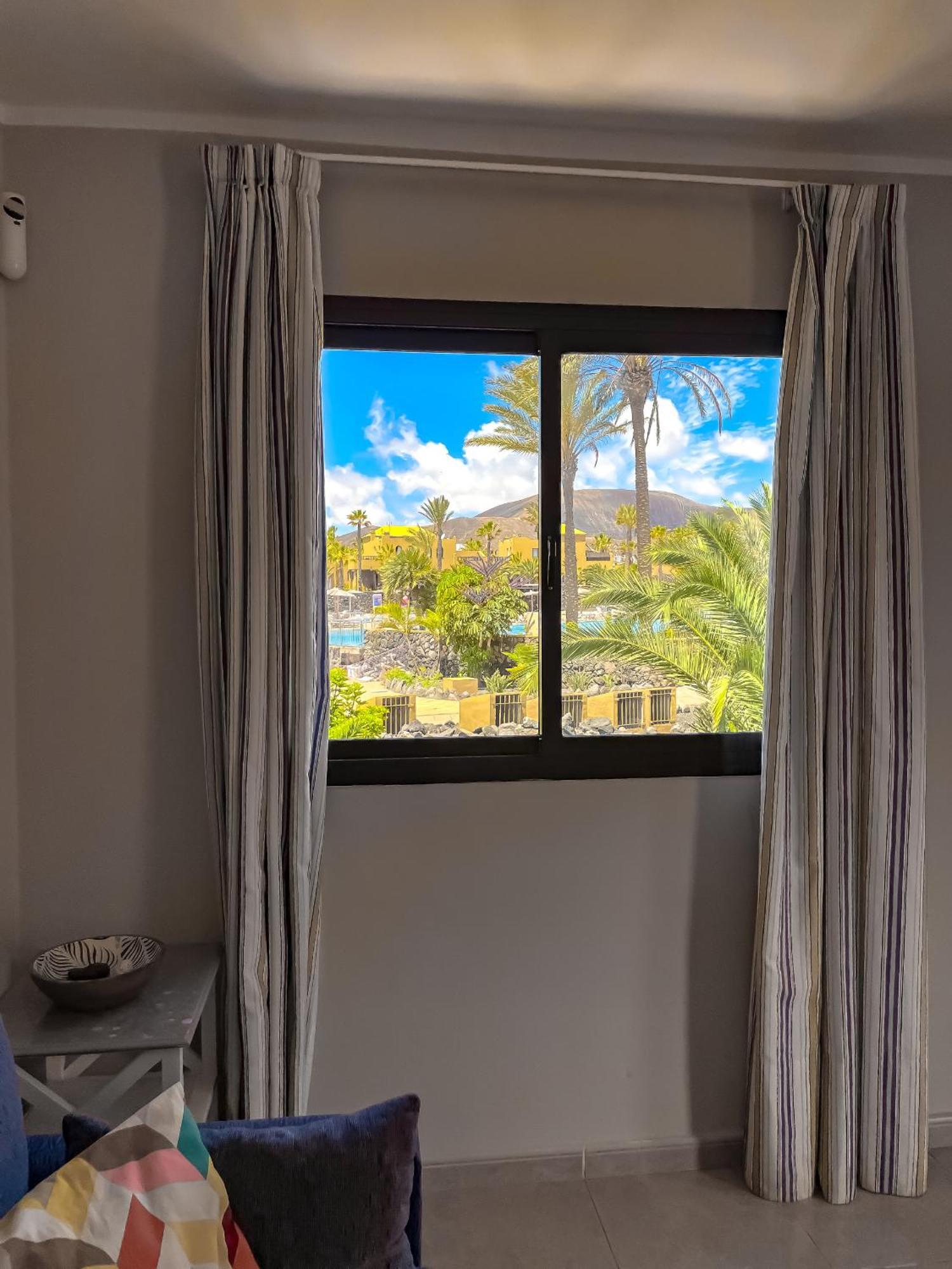 Апартаменти B-Rent Casa Angela Pool View Корралехо Екстер'єр фото