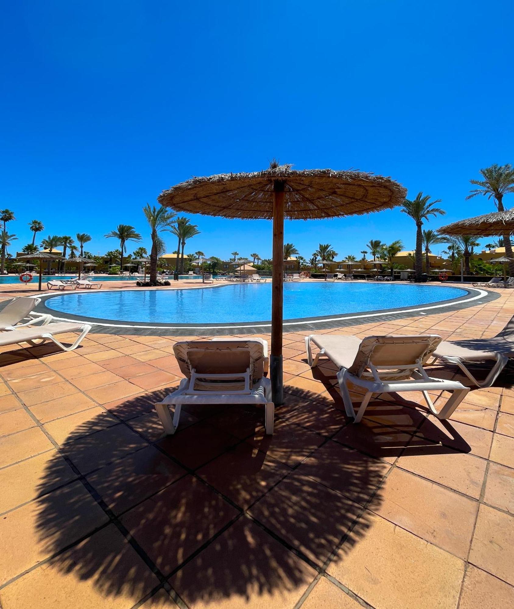 Апартаменти B-Rent Casa Angela Pool View Корралехо Екстер'єр фото