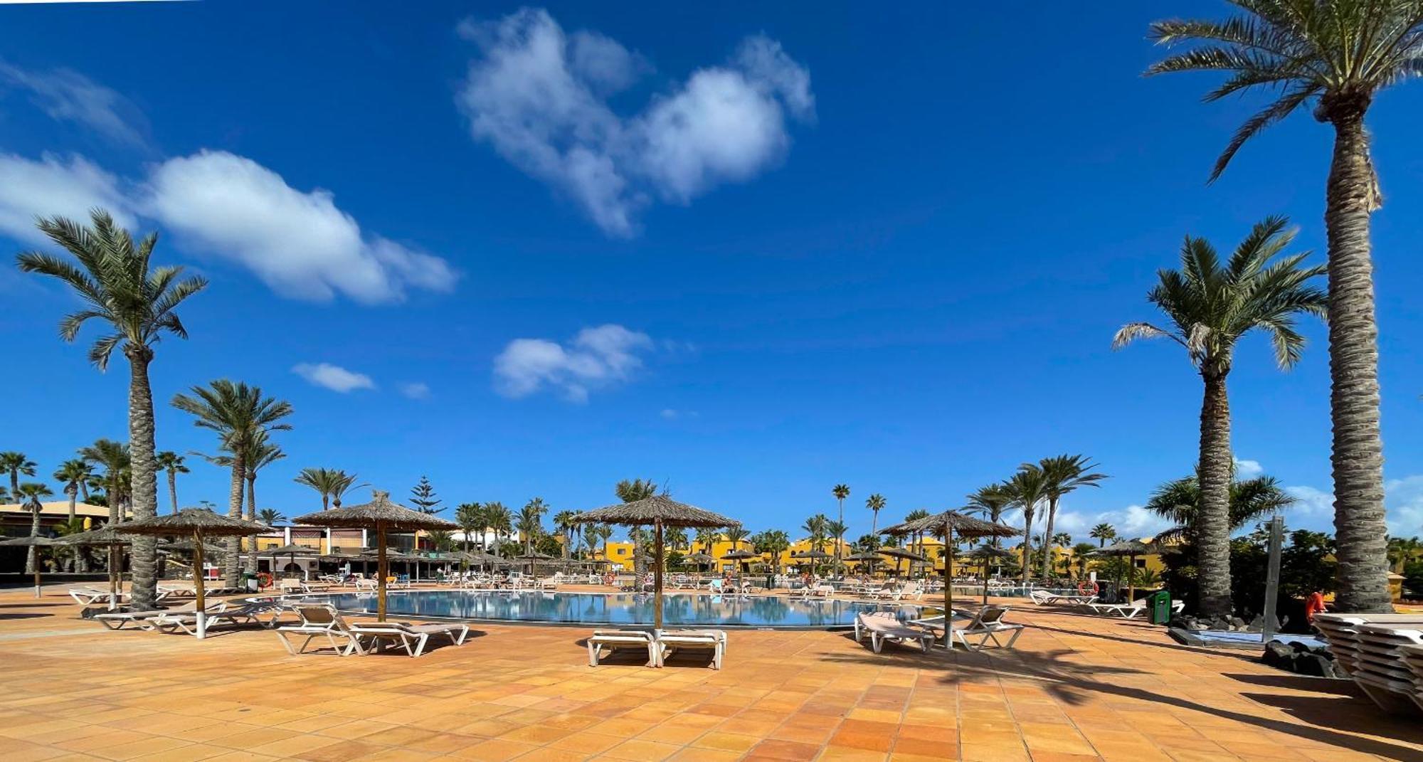 Апартаменти B-Rent Casa Angela Pool View Корралехо Екстер'єр фото
