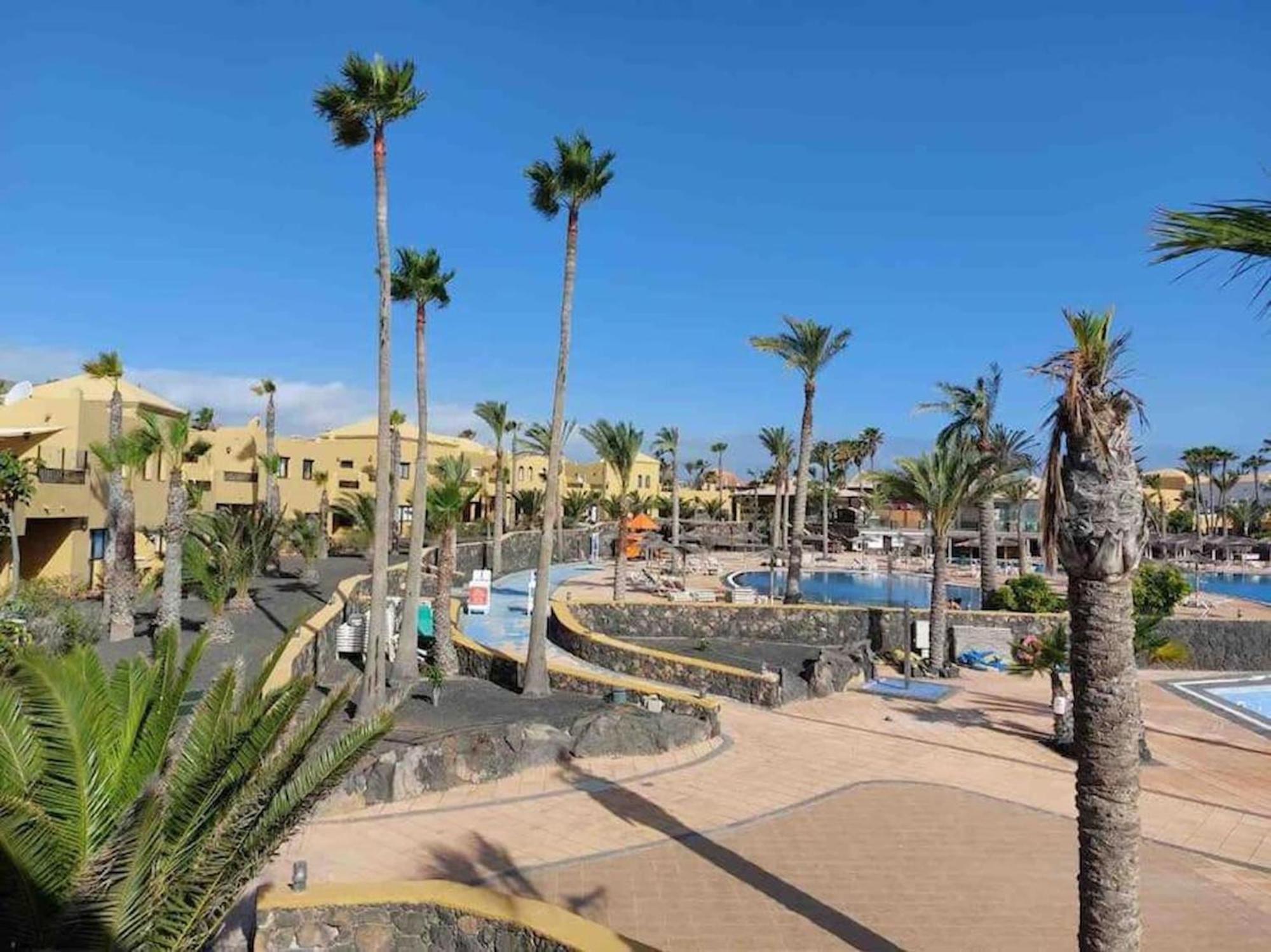 Апартаменти B-Rent Casa Angela Pool View Корралехо Екстер'єр фото