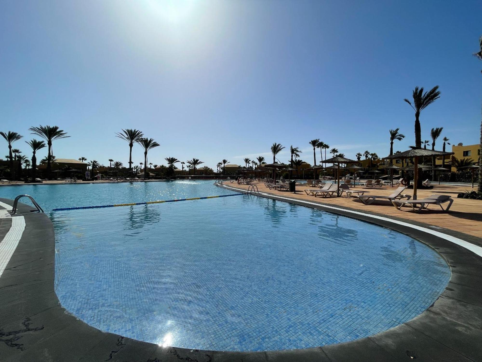 Апартаменти B-Rent Casa Angela Pool View Корралехо Екстер'єр фото